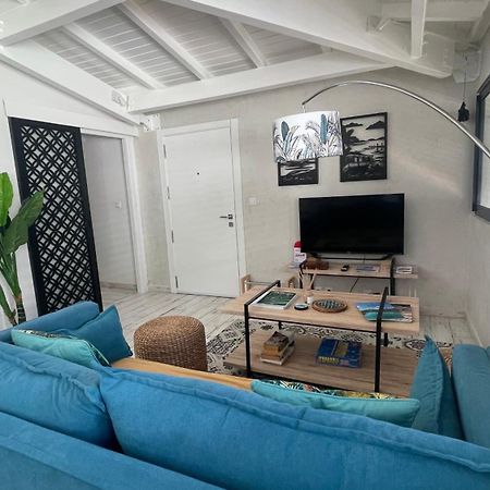 Island Escape, Marina Paradise & Beach Adventures Cul de Sac Ngoại thất bức ảnh