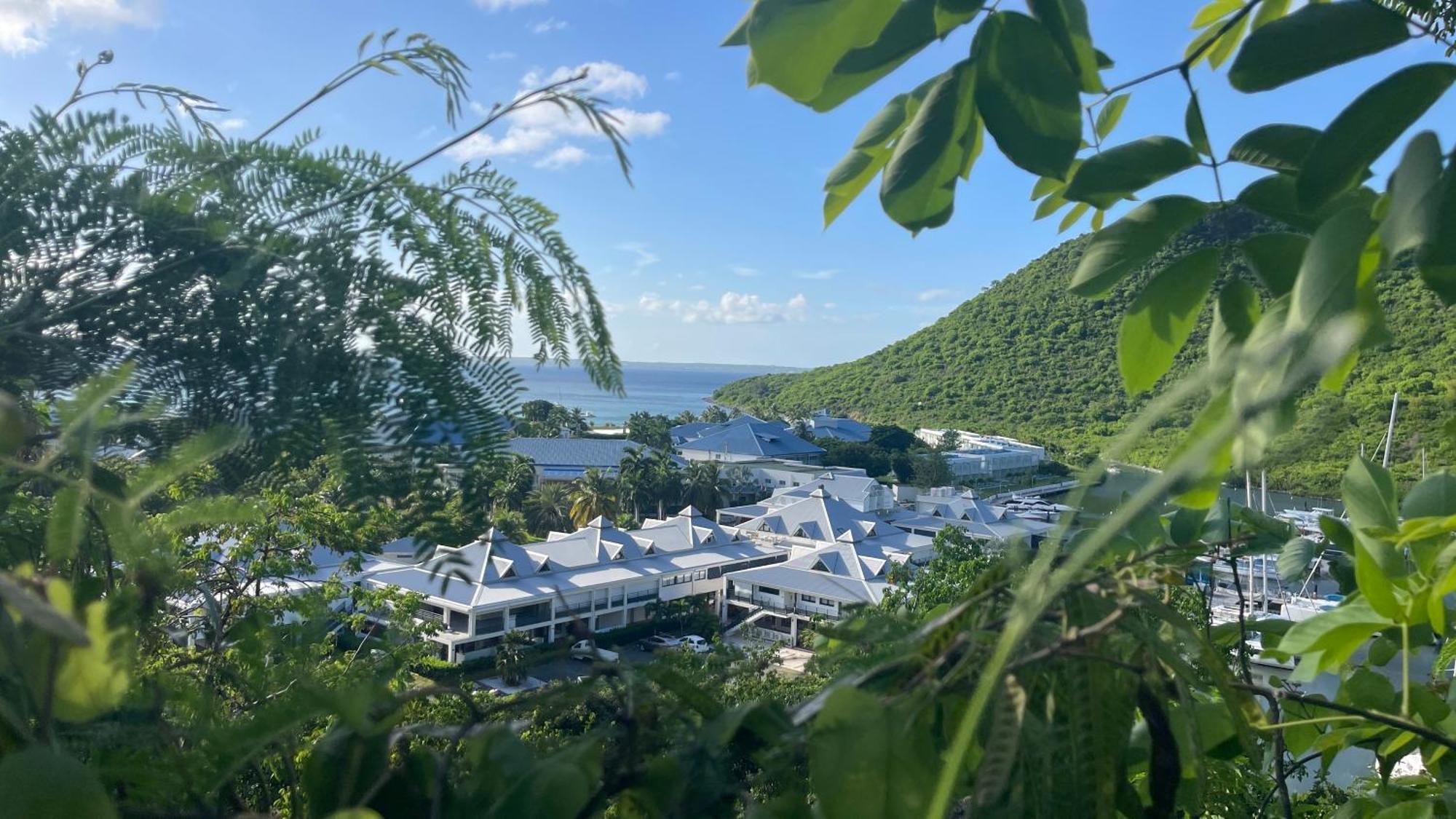 Island Escape, Marina Paradise & Beach Adventures Cul de Sac Ngoại thất bức ảnh