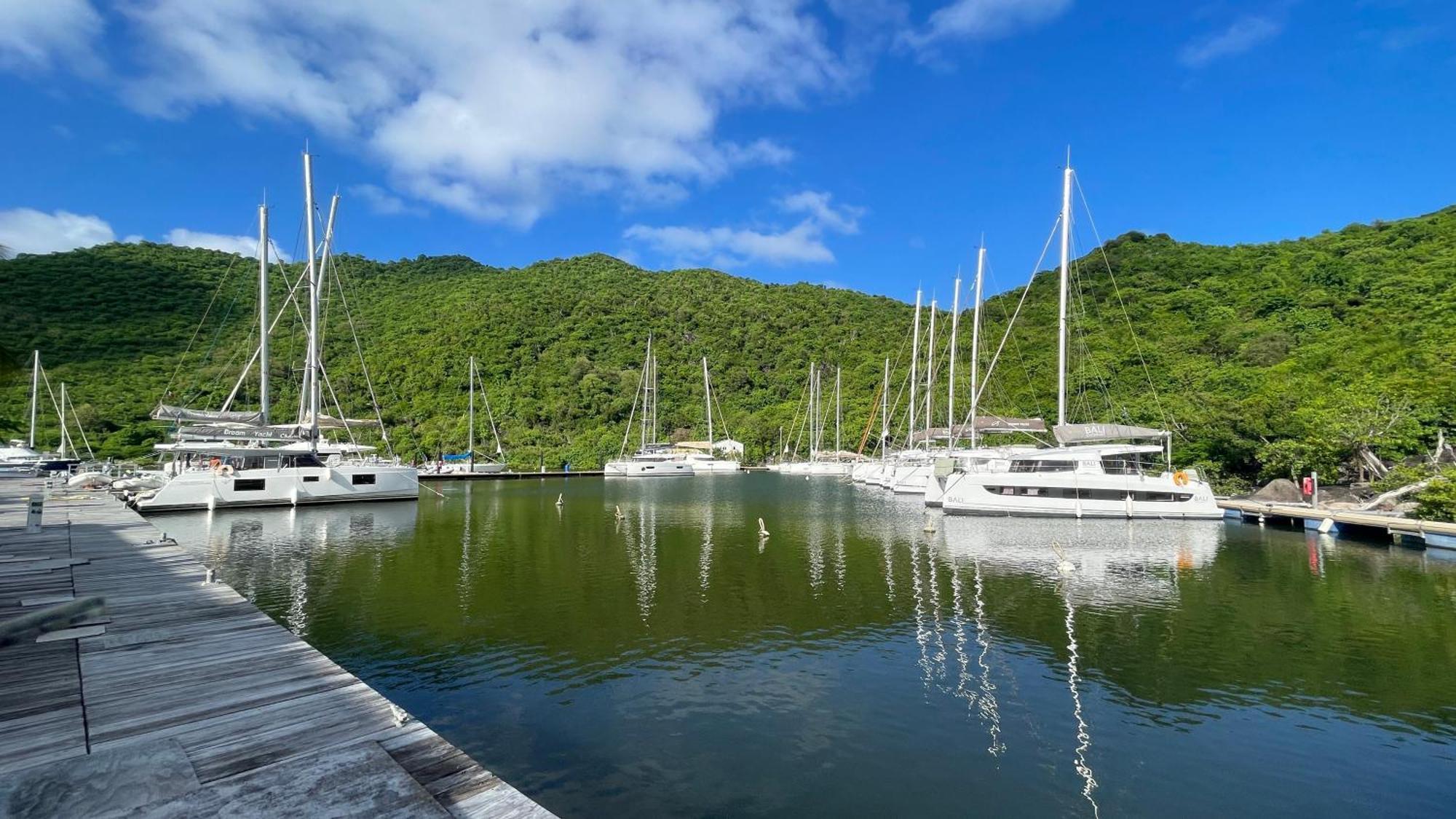 Island Escape, Marina Paradise & Beach Adventures Cul de Sac Ngoại thất bức ảnh